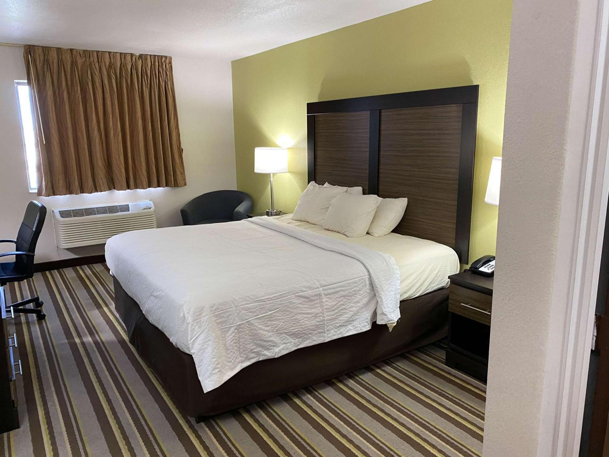 6 Hotel Lancaster