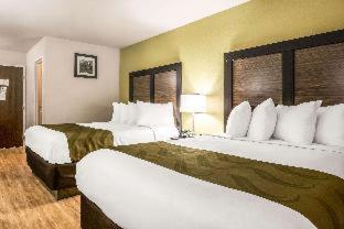 Hotel 6 Lancaster