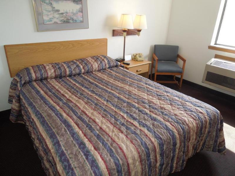 Hotel 6 Lancaster
